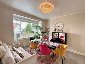 Photo 1- click for photo gallery